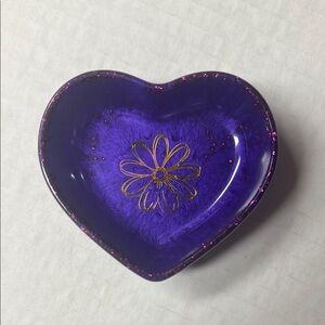 ❤️ 2 x $20 Heart-Shaped Purple Trinket Dish.  Perfect for a Gift.